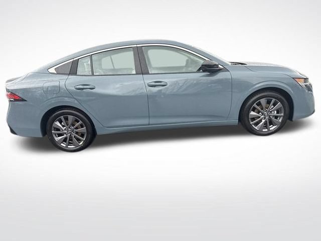New 2026 Nissan Sentra SL w/ Floor Mat Package FWD image 8
