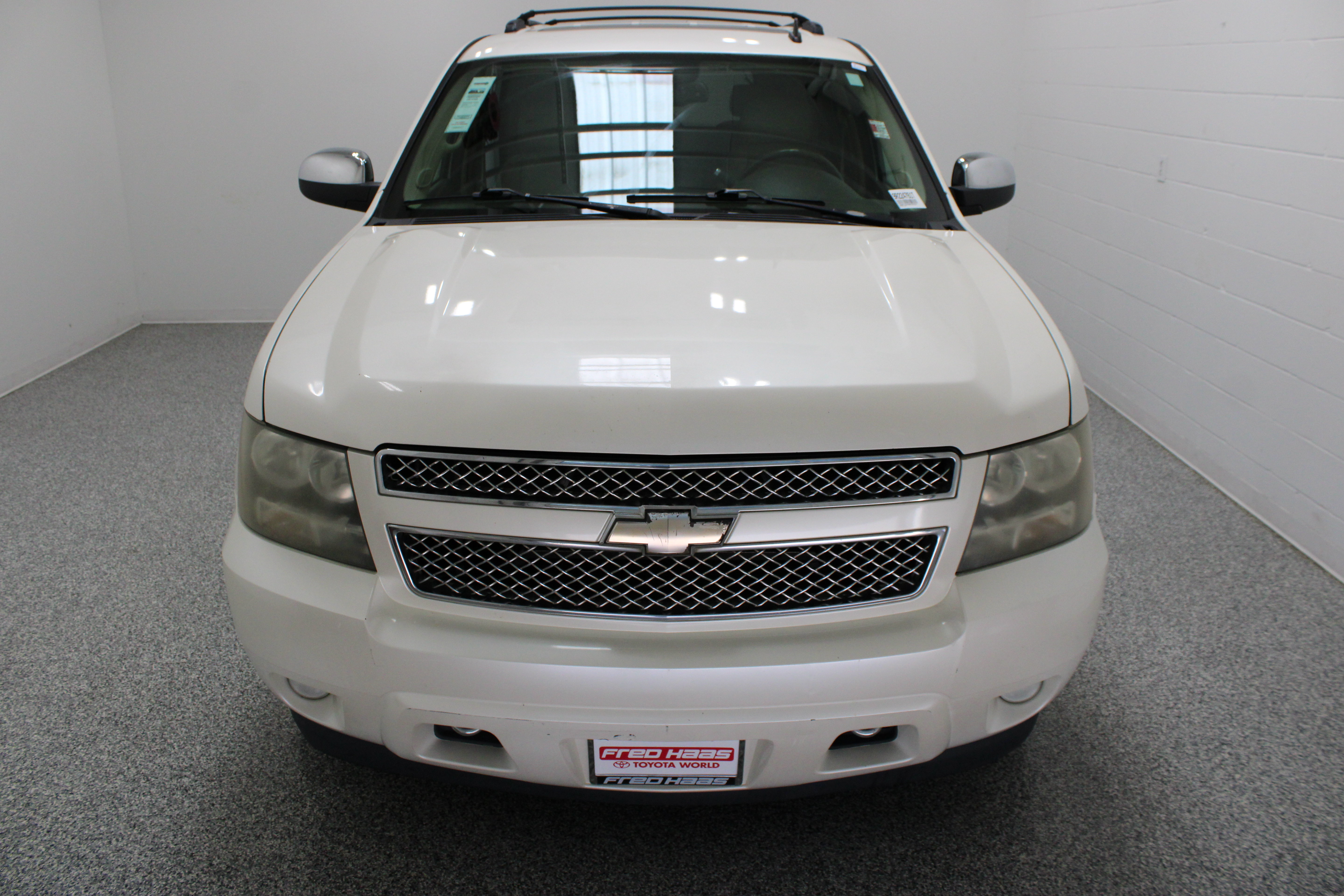 Used 2009 Chevrolet Tahoe LTZ RWD image 3