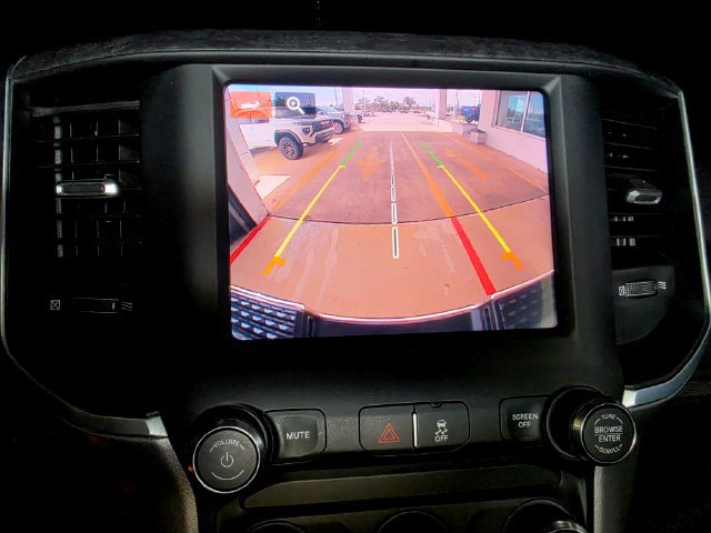Used 2024 RAM 2500 Big Horn AWD/4WD image 31