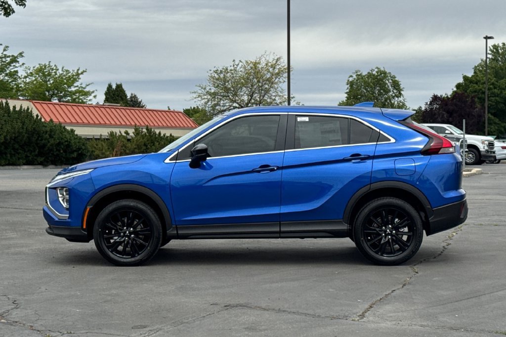 New 2026 Mitsubishi Eclipse Cross LE AWD/4WD image 10