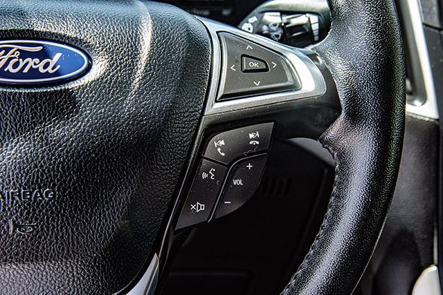 Used 2024 Ford Edge SEL AWD/4WD image 10