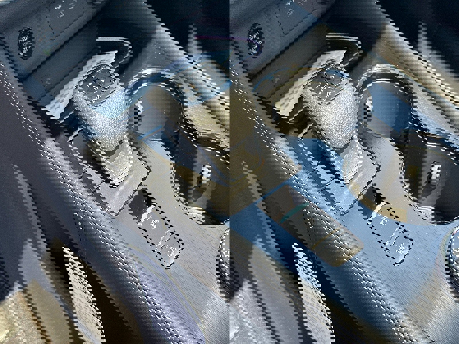 New 2026 Nissan Rogue Platinum image 31