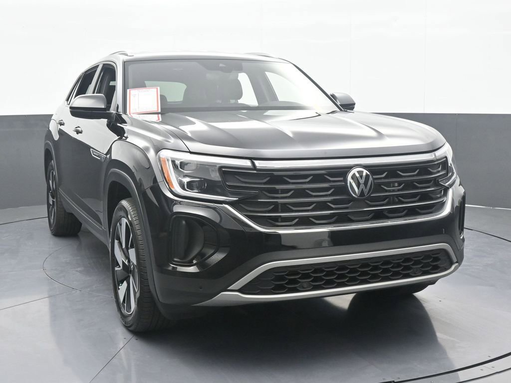 Used 2024 Volkswagen Atlas Cross Sport SE image 9