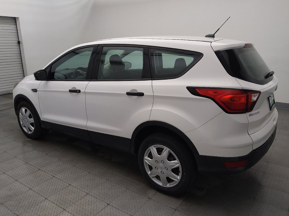 Used 2019 Ford Escape S FWD image 3