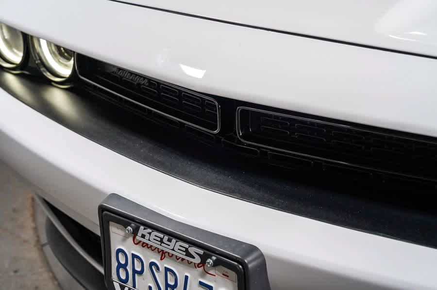 Used 2019 Dodge Challenger SXT w/ Blacktop Package RWD image 8