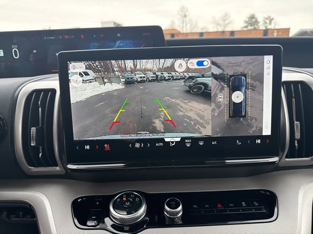 New 2025 Ford Expedition Max Active image 17