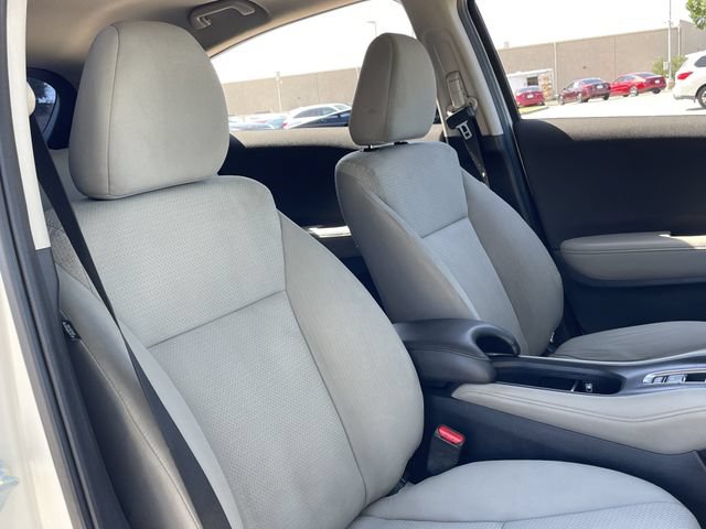 Certified 2021 Honda HR-V LX image 25