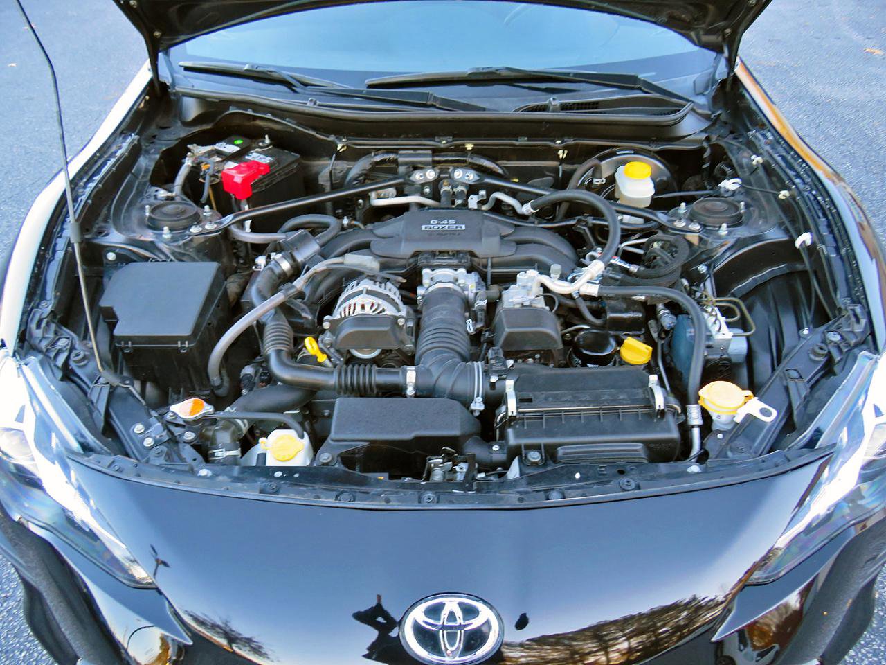 Used 2020 Toyota 86 RWD image 32