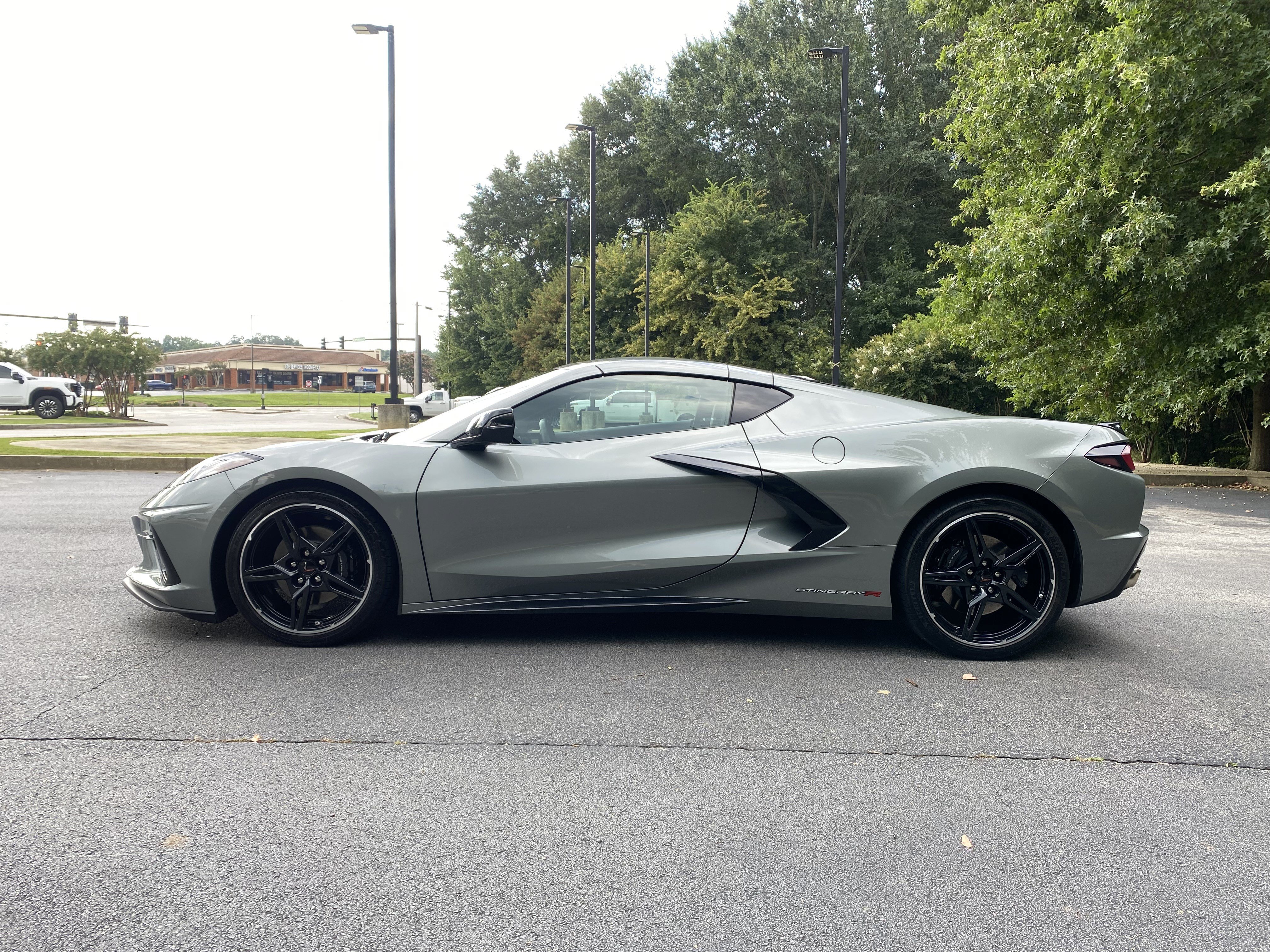 Used 2024 Chevrolet Corvette Stingray Preferred Cpe w/ Battery Protection Package RWD image 6