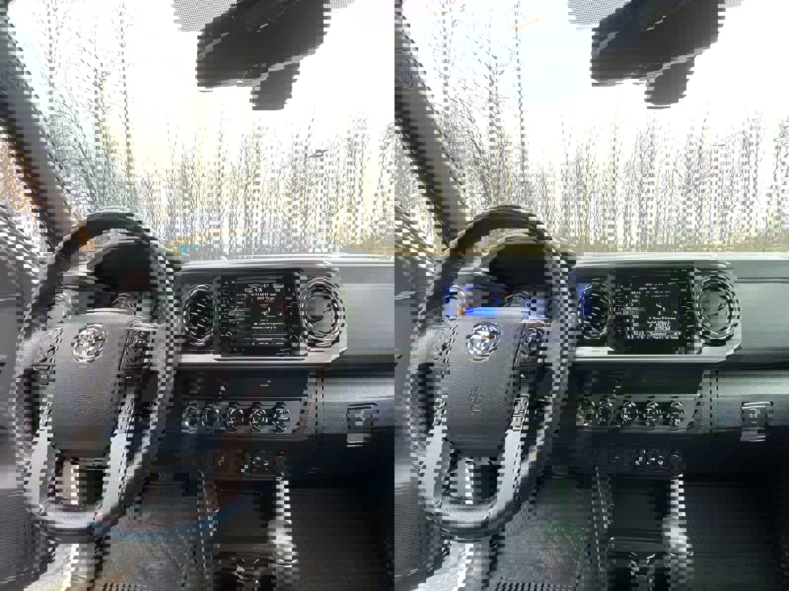 Used 2019 Toyota Tacoma TRD Sport image 18