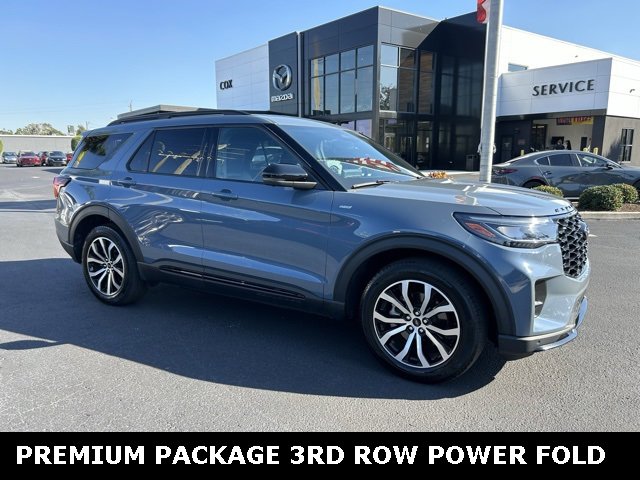 Used 2025 Ford Explorer ST-Line w/ Premium Package