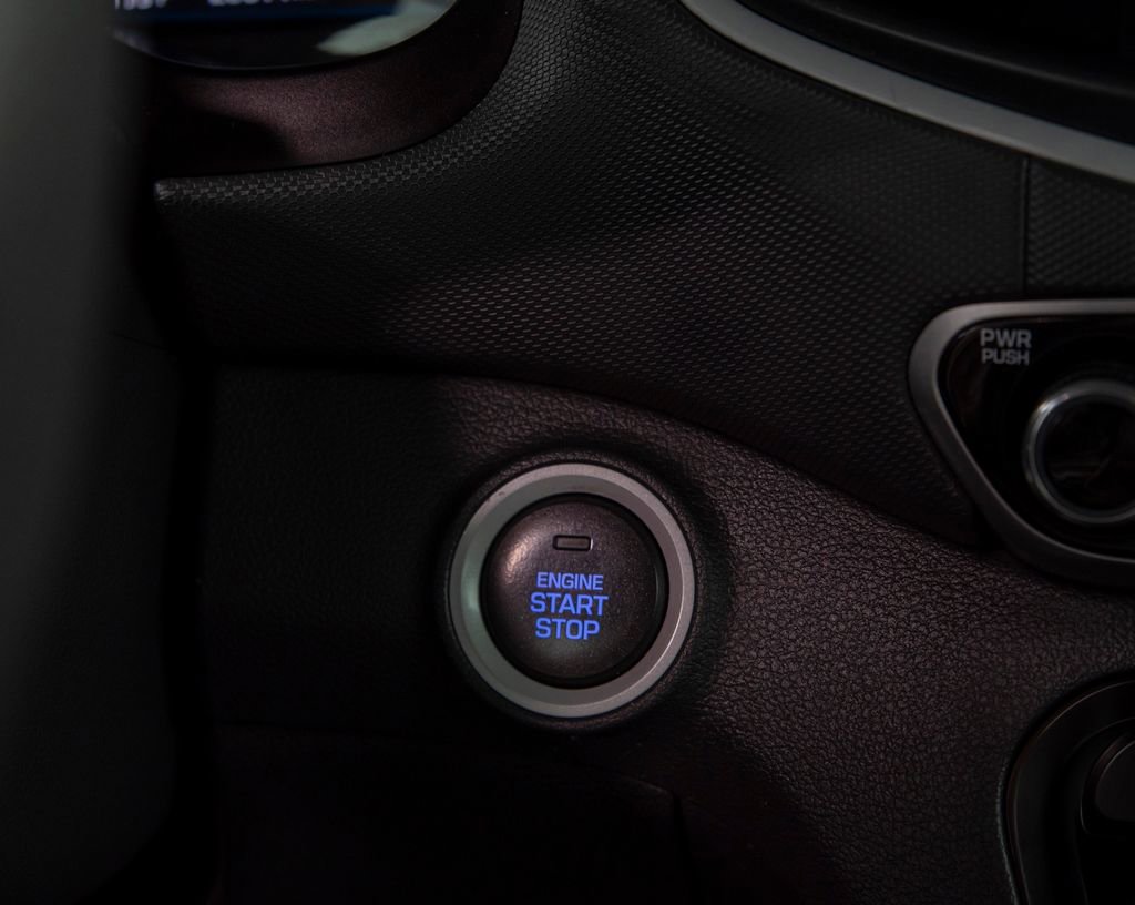 Used 2018 Hyundai Ioniq Blue image 20