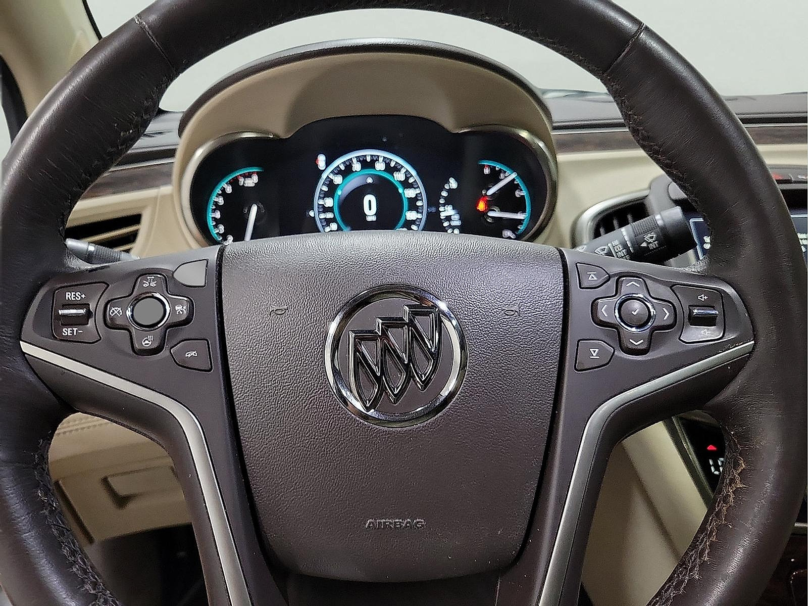 Used 2016 Buick LaCrosse Premium w/ Driver Confidence Package #1 FWD image 17