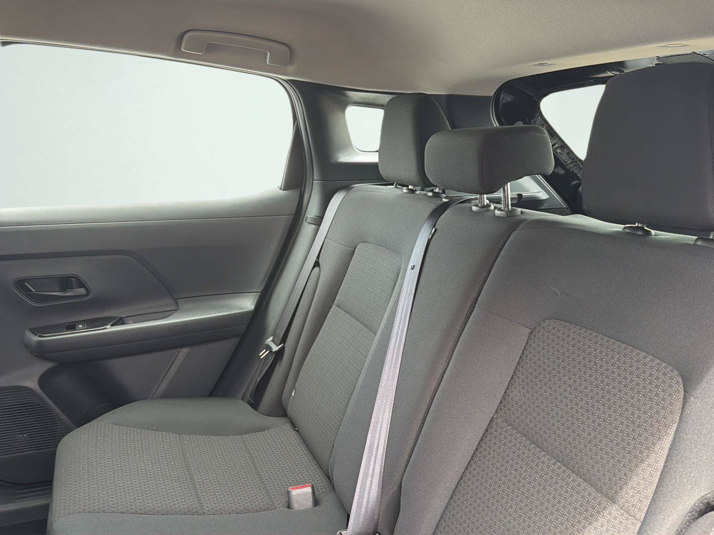 New 2027 Nissan Kicks S FWD image 27