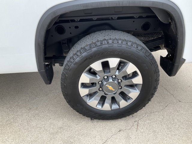 Used 2025 Chevrolet Silverado 2500 Custom w/ Custom Value Package AWD/4WD image 14