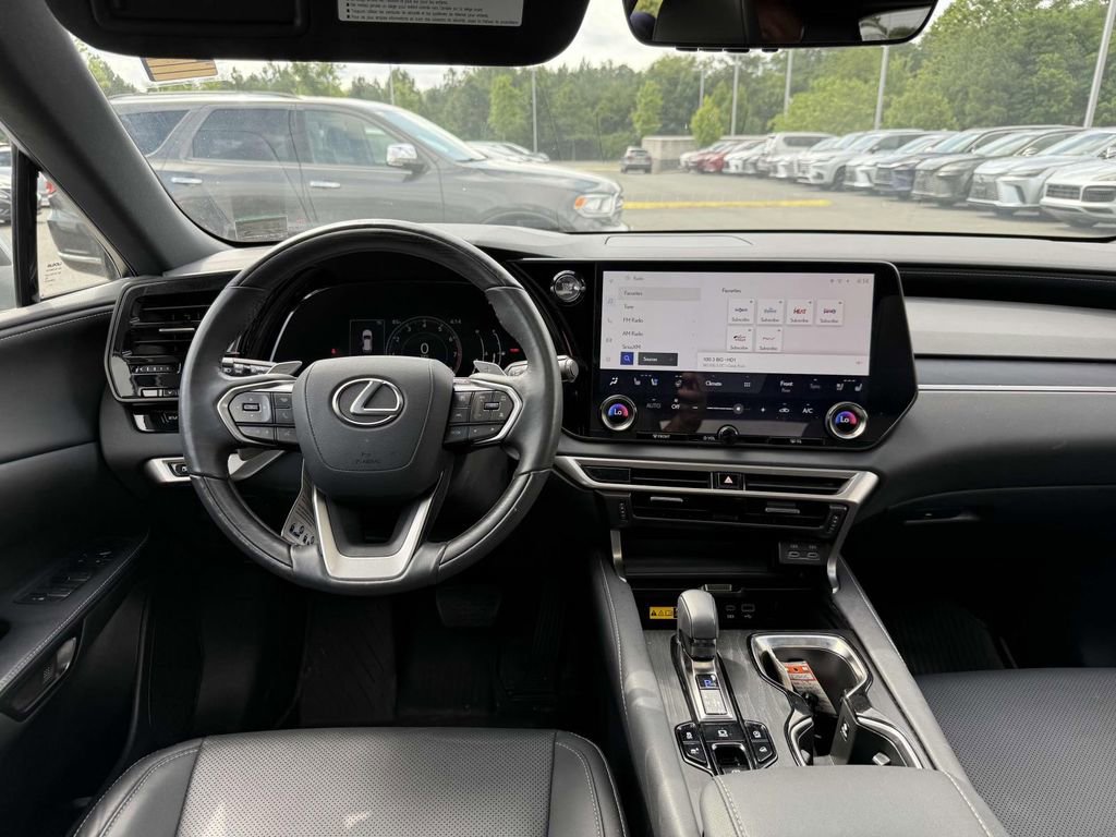 Used 2023 Lexus RX 350 Premium image 8