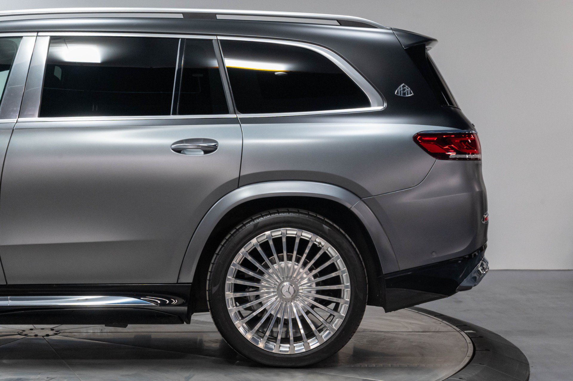 Used 2022 Mercedes-Benz Maybach GLS 600 4MATIC image 71