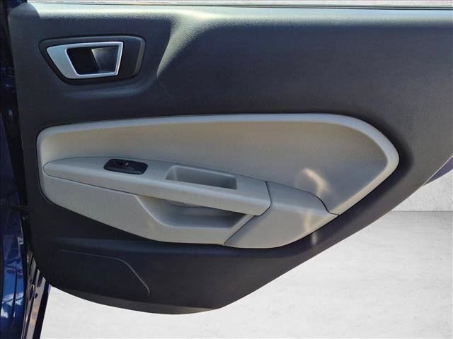 Used 2016 Ford Fiesta SE FWD image 30