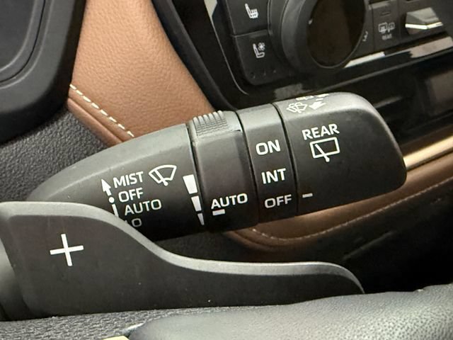 Used 2026 Toyota Grand Highlander AWD Hybrid image 12
