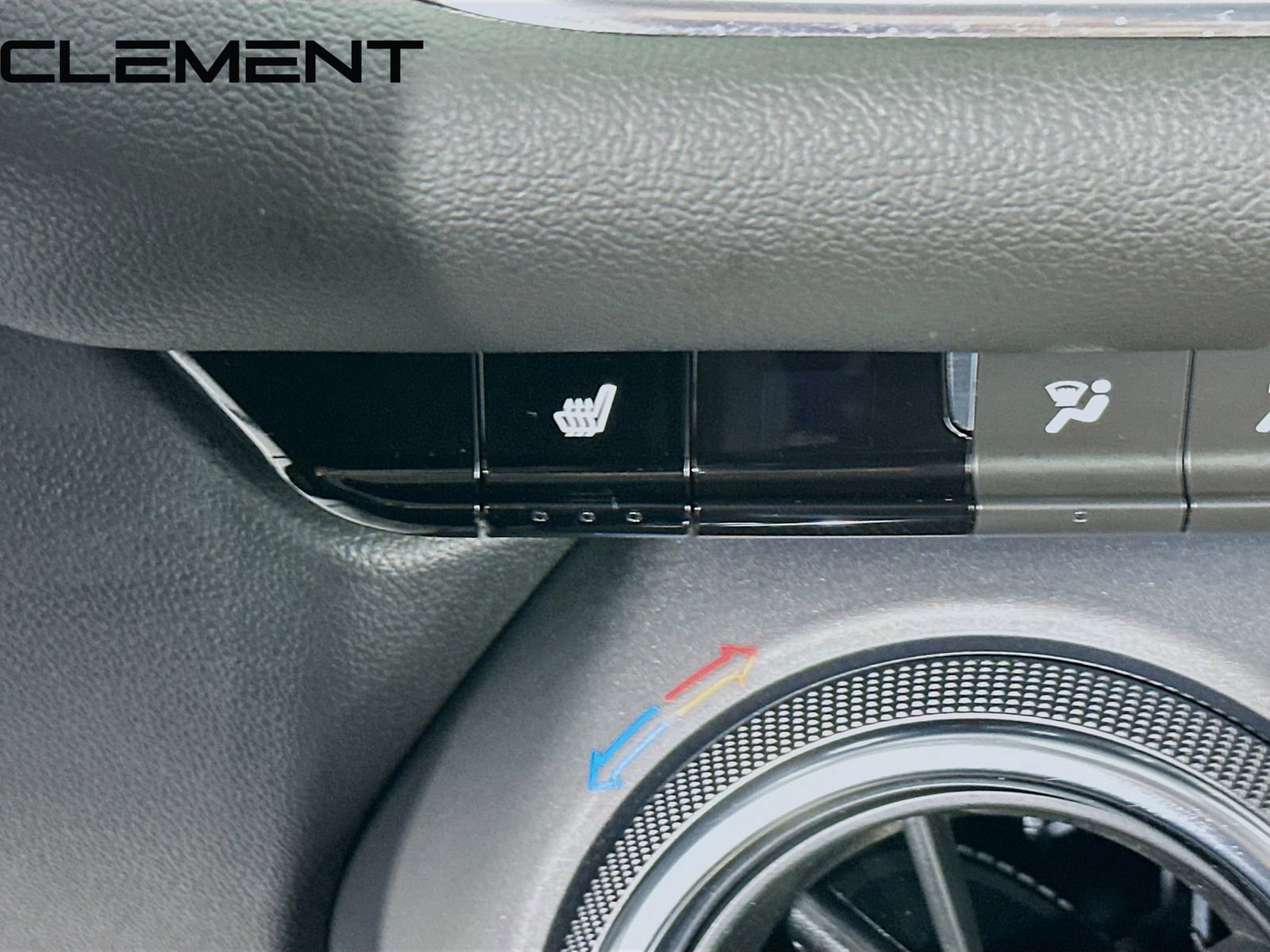 Used 2022 Chevrolet Blazer LT image 23