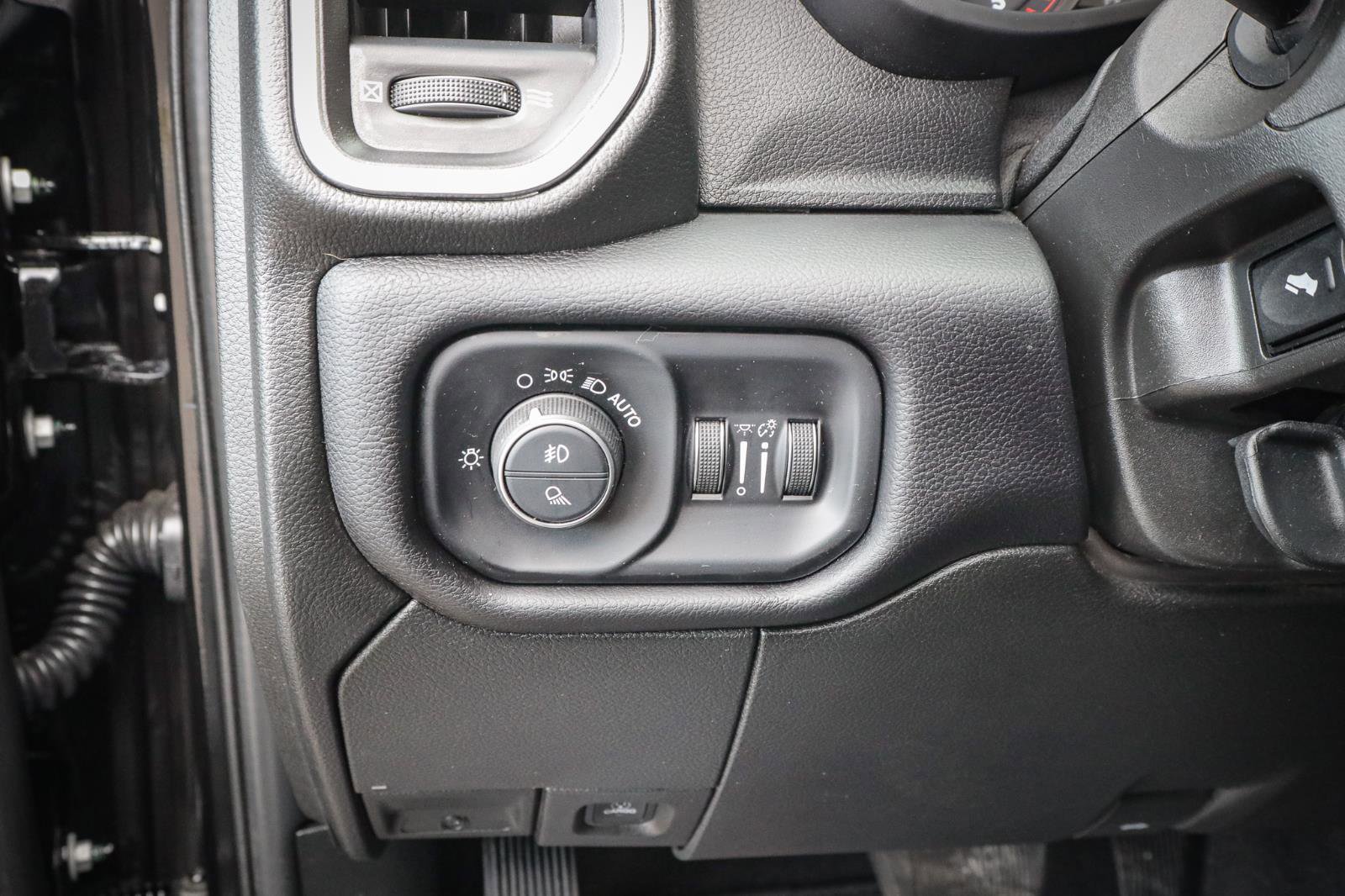 Used 2024 RAM 2500 Laramie image 19