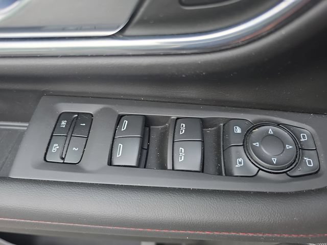 Used 2023 Chevrolet Tahoe RST w/ Luxury Package AWD/4WD image 29