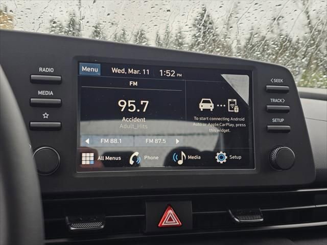 New 2026 Hyundai Elantra Sport FWD image 20