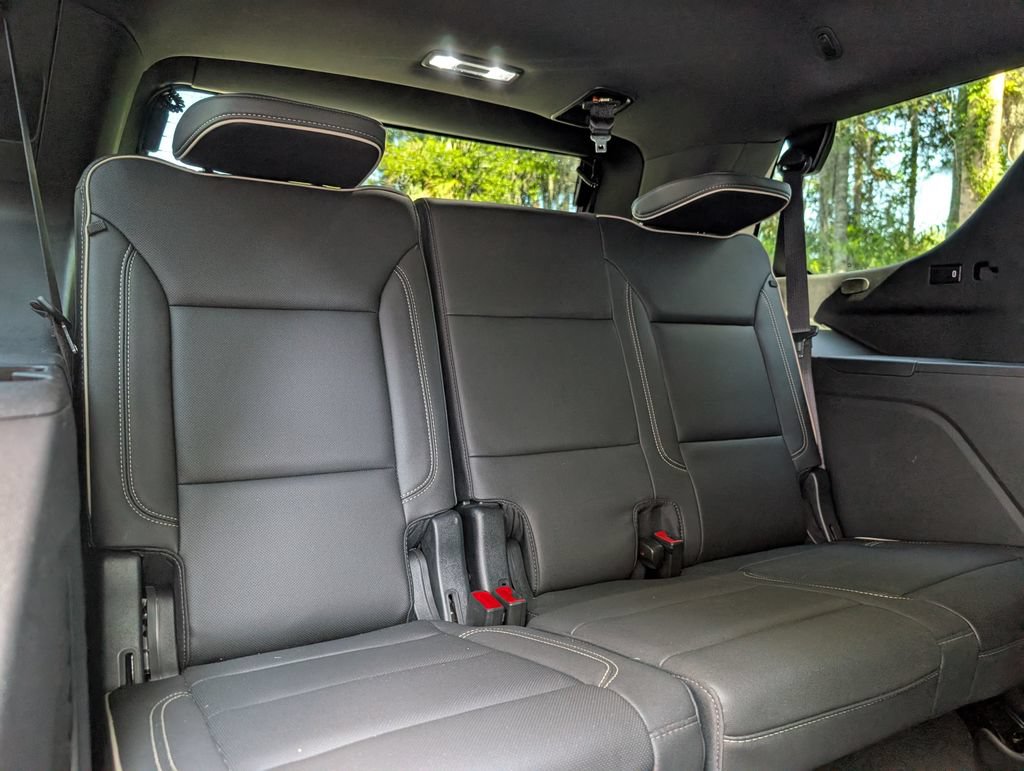 Used 2023 Chevrolet Tahoe Premier w/ Advanced Technology Package AWD/4WD image 22