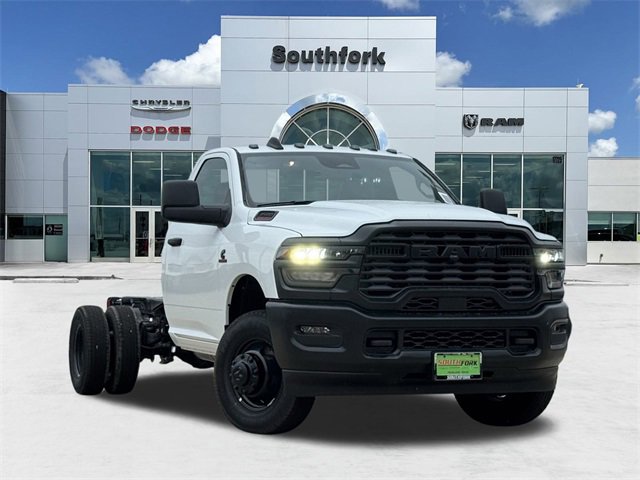 New 2025 RAM 3500 Tradesman