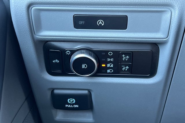 Used 2025 Ford F150 XLT w/ Equipment Group 301A Standard RWD image 32