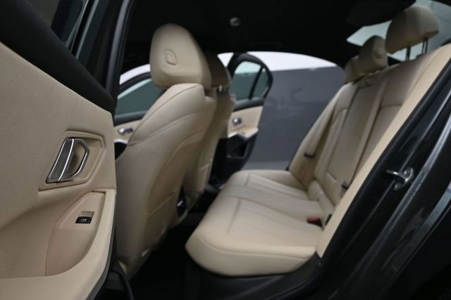Used 2019 BMW 330i Sedan RWD image 17