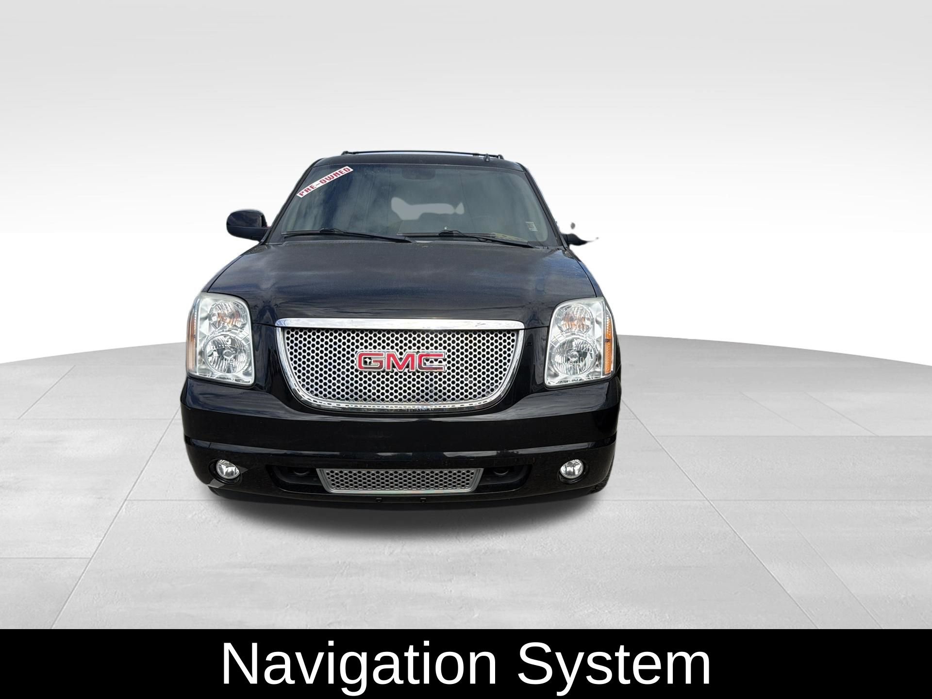 Used 2013 GMC Yukon Denali image 2