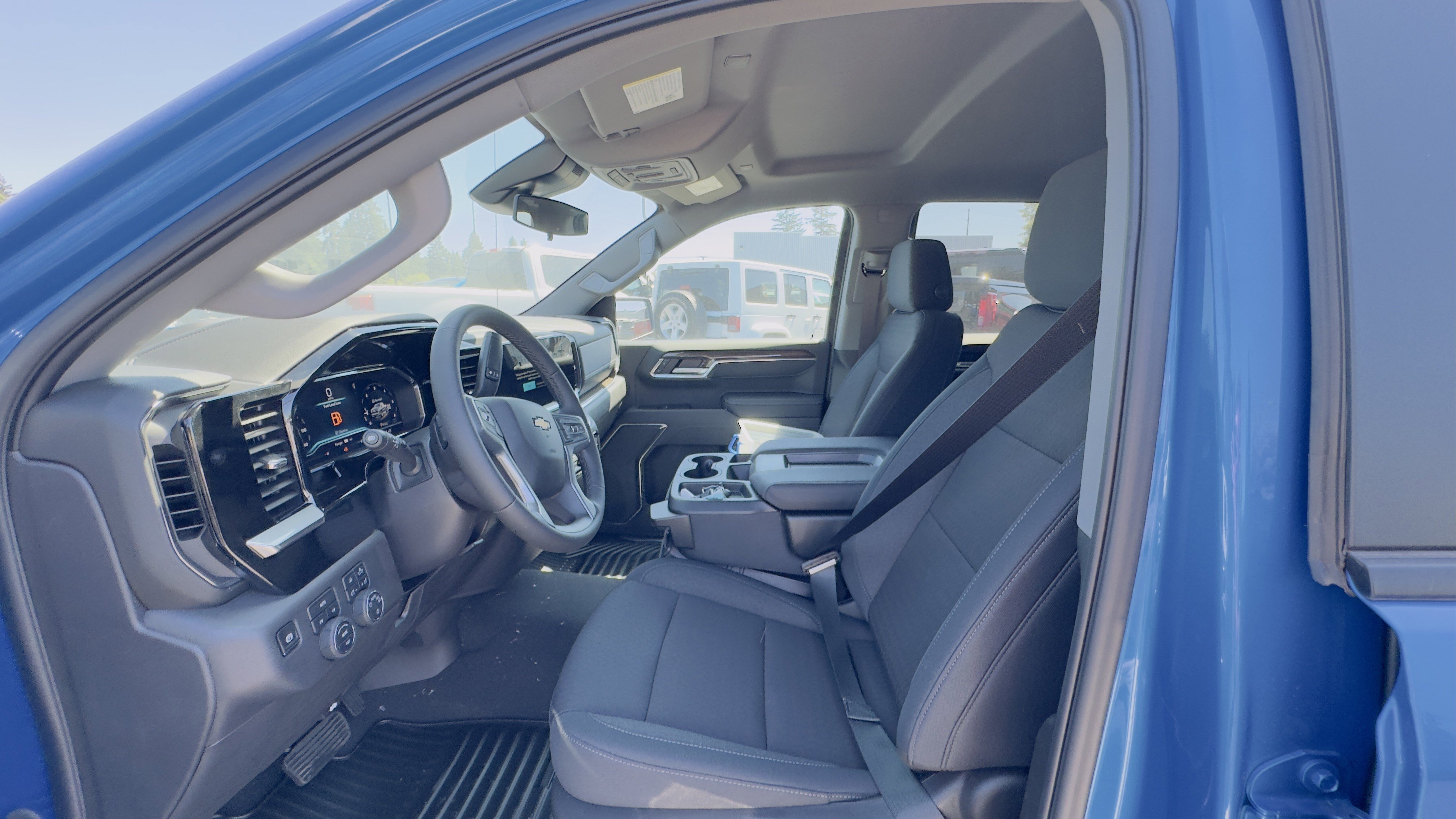 New 2025 Chevrolet Silverado 1500 LT w/ Safety Package image 15
