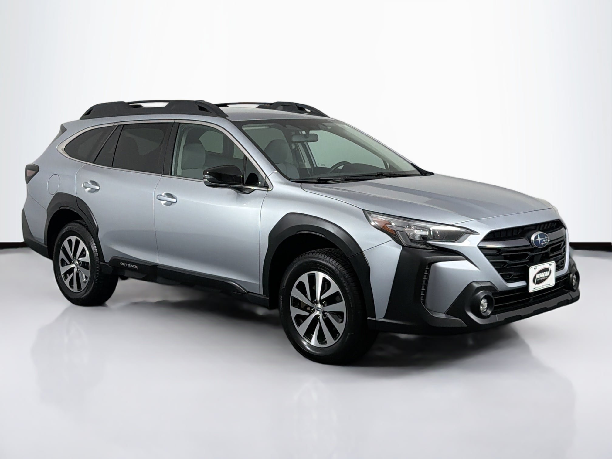Used 2023 Subaru Outback Premium AWD/4WD image 2