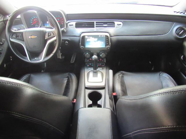 Used 2014 Chevrolet Camaro SS image 3