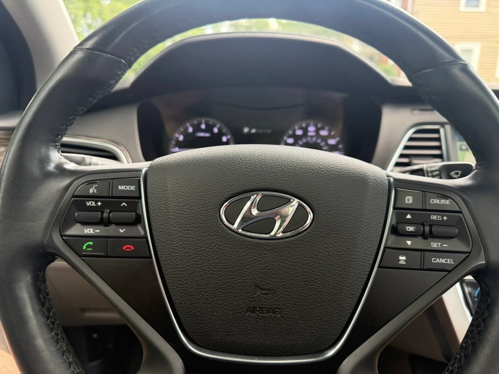 Used 2016 Hyundai Sonata Limited w/ Option Group 05 FWD image 15