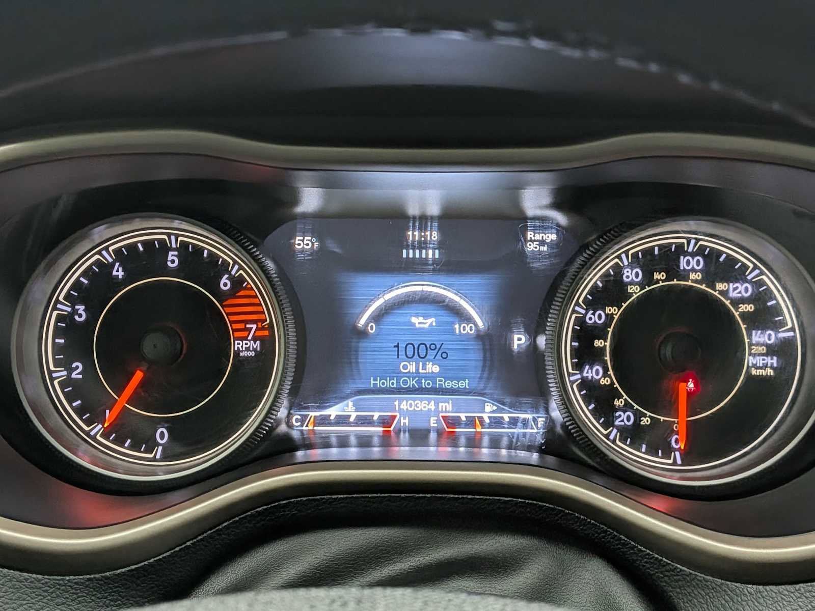 Used 2018 Jeep Cherokee Limited w/ Luxury Group image 34