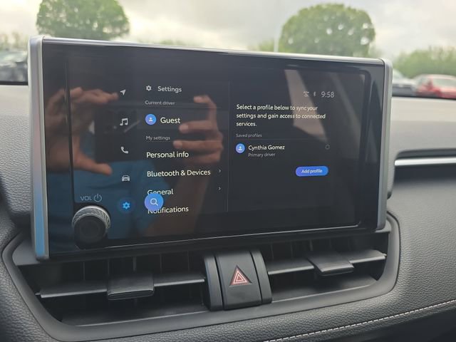 Used 2025 Toyota RAV4 LE image 20