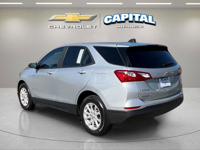 Used 2021 Chevrolet Equinox LS w/ LS Convenience Package FWD image 3