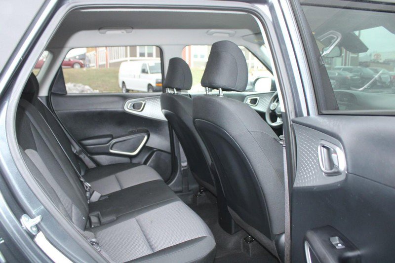 Used 2024 Kia Soul LX w/ Option Group 015 image 13