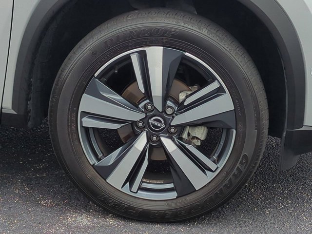 Certified 2023 Nissan Rogue Platinum w/ Platinum Premium Package image 12