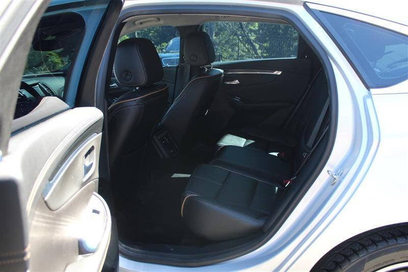 Used 2019 Chevrolet Impala Premier FWD image 22