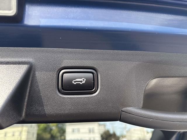 Used 2022 Hyundai Tucson Limited w/ Cargo Package image 10