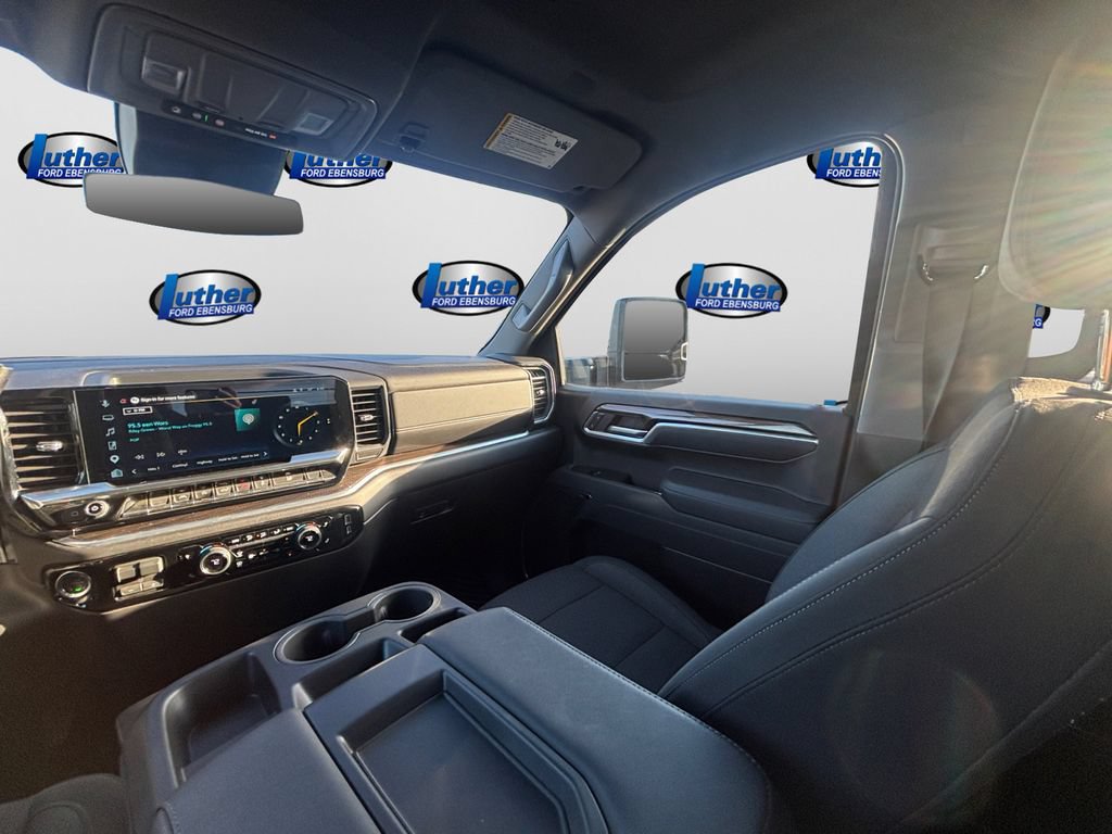 Used 2026 Chevrolet Silverado 1500 LT AWD/4WD image 13