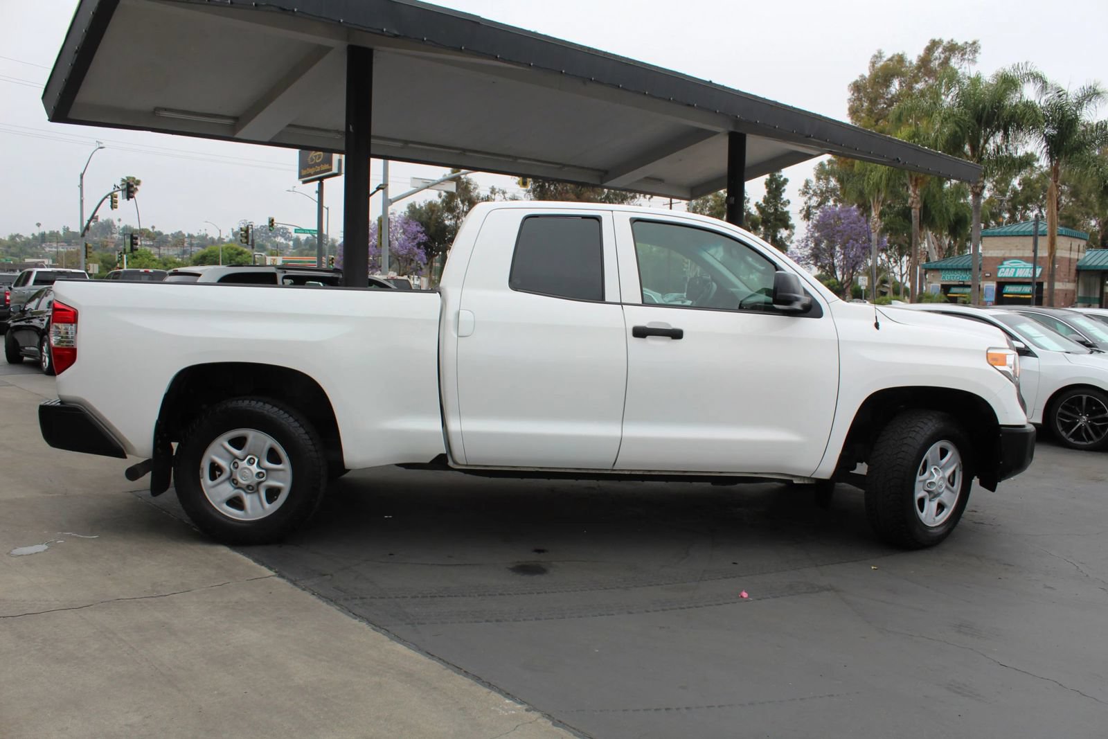 Used 2014 Toyota Tundra SR RWD image 6