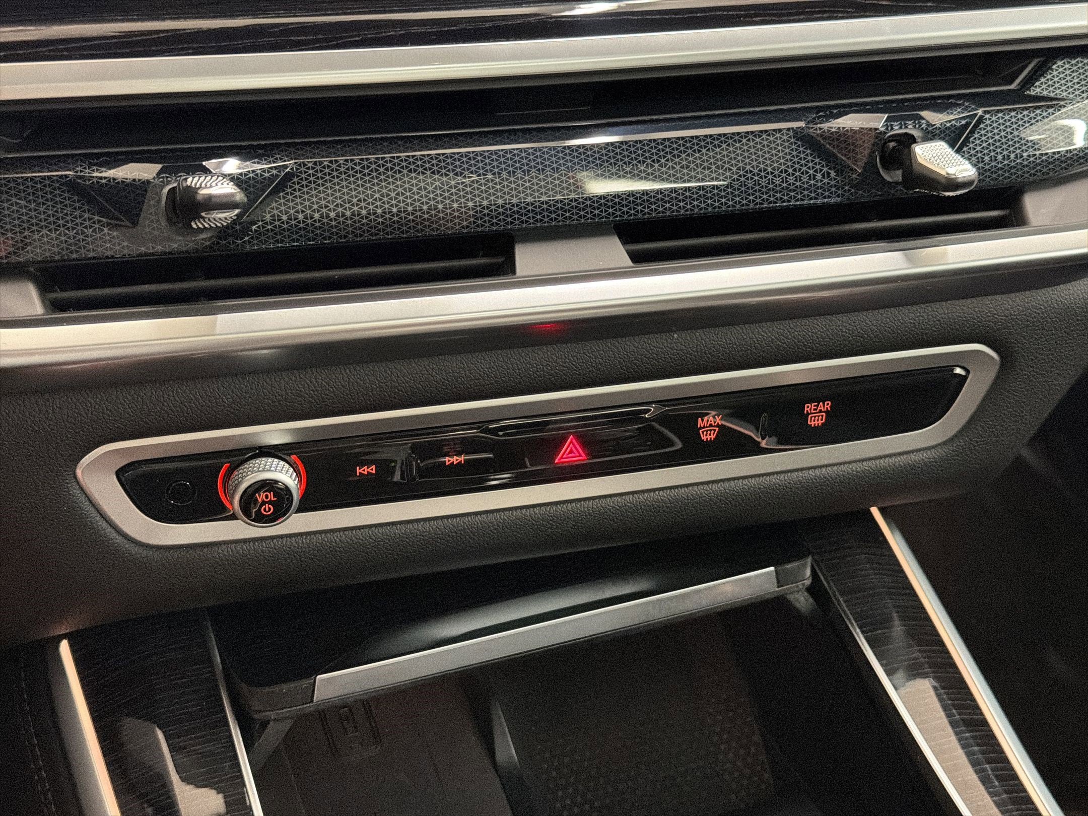 Certified 2026 BMW X5 xDrive40i image 19