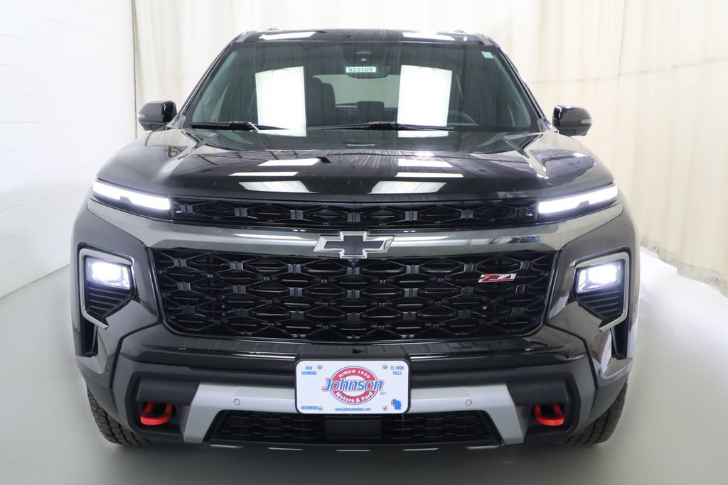 Used 2024 Chevrolet Traverse Z71 w/ Enhanced Driving Package AWD/4WD image 19