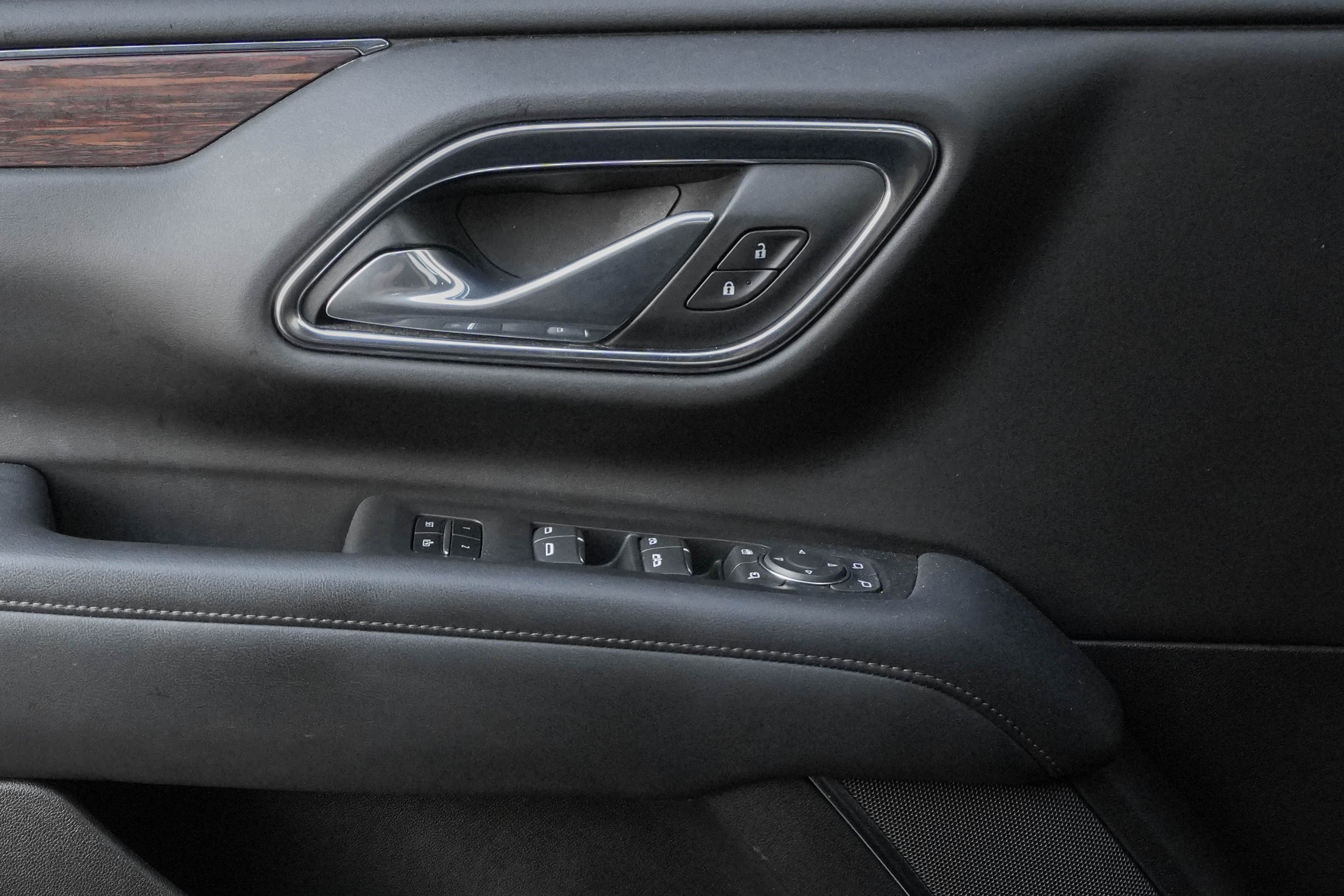 Used 2021 Chevrolet Tahoe High Country AWD/4WD image 16