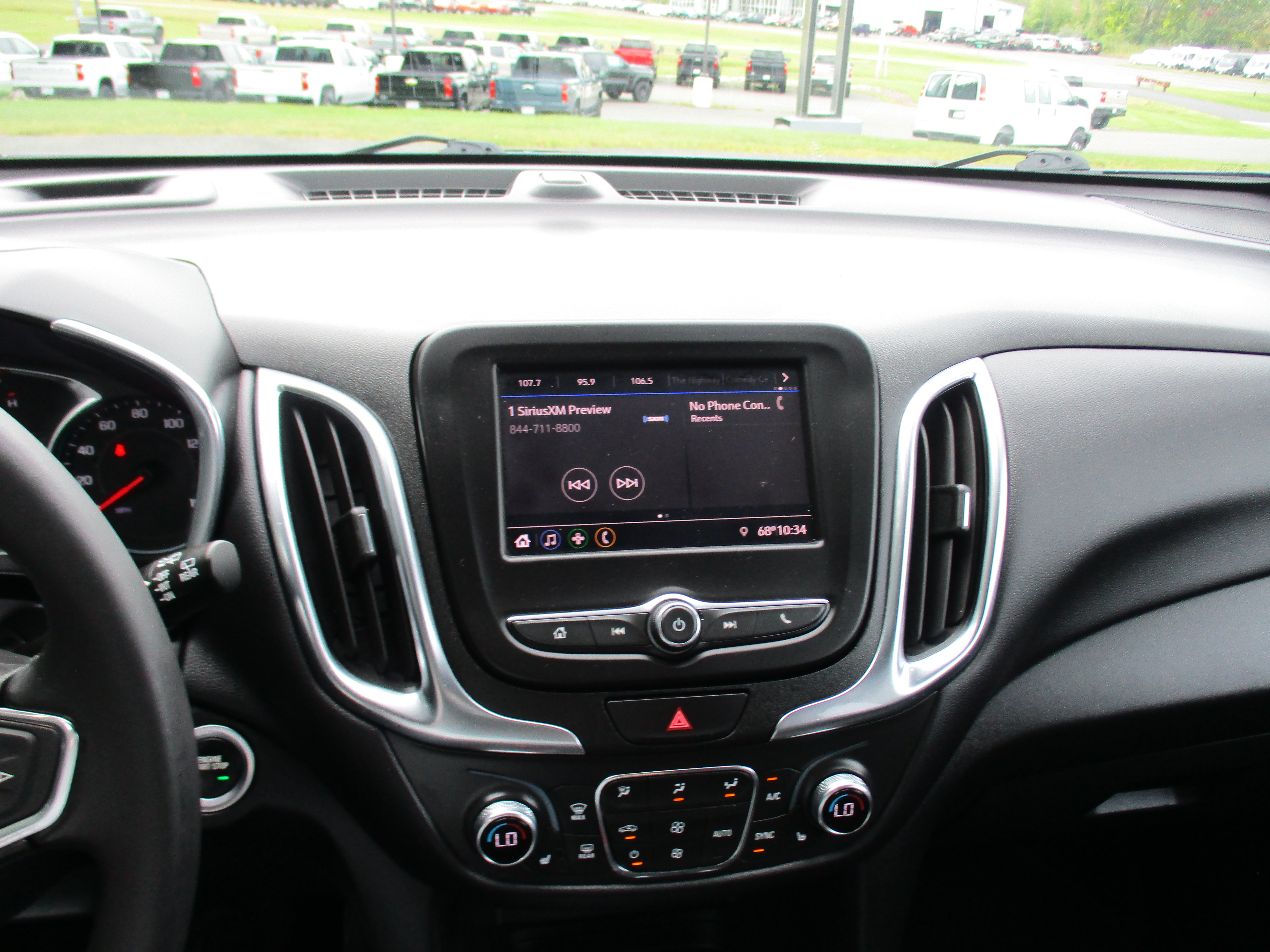 Used 2021 Chevrolet Equinox LT AWD/4WD image 17