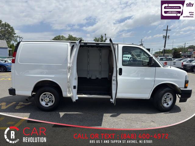 Used 2021 Chevrolet Express 2500 w/ Driver Convenience Package RWD image 9